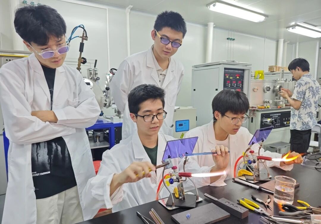 我的“玻璃心”，被这门课拿捏了……