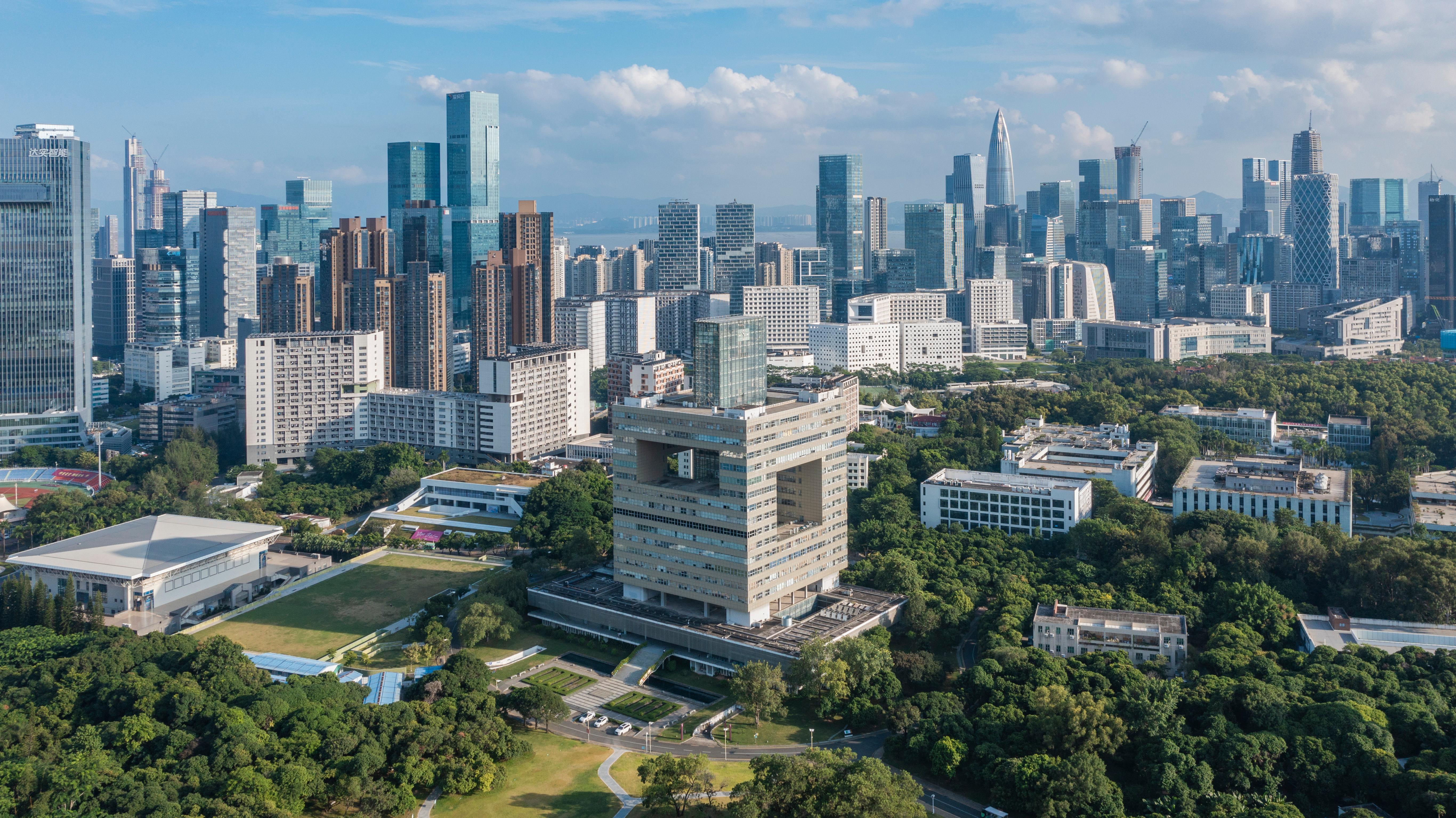 乐竞平台召开教师和技术人员聘任委员会常任委员会议